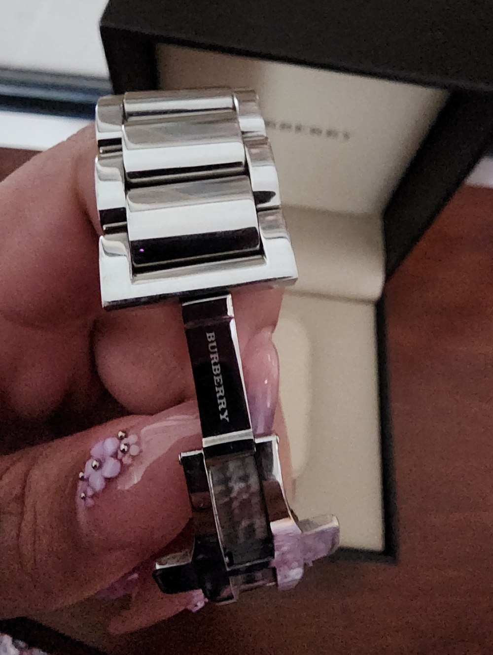 Burberry BU1061 Swiss Made Stainless Steel Watch 32x44mm Black Dial Date Box - Picture 8 of 12